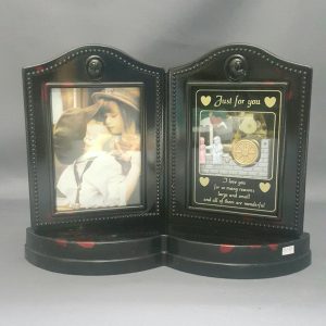 MUSICAL PHOTO FRAME