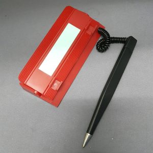 MAGNETIC MEMO HOLDER W/ BALLPEN