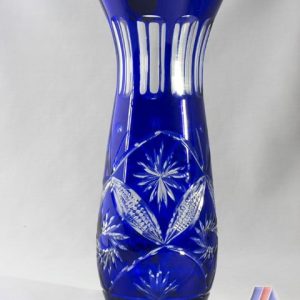 HAND CUT LEAD CRYSTAL FLOWER VASE