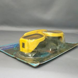SWIM GOGGLES