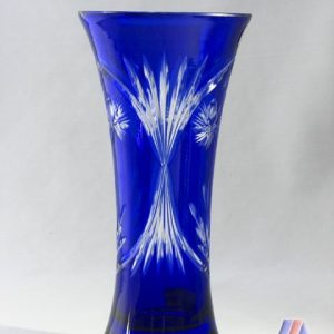 HAND CUT LEAD CRYSTAL FLOWER VASE