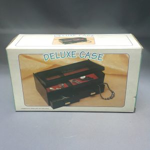 DELUXE CASE