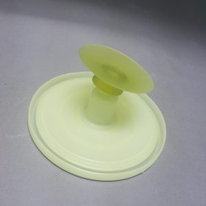 ADJUSTABLE MIRROR W/ SUCTION