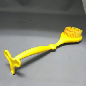ALL PURPOSE BRUSH (YELLOW)