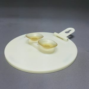 MIRROR W/ SUCTION CUP