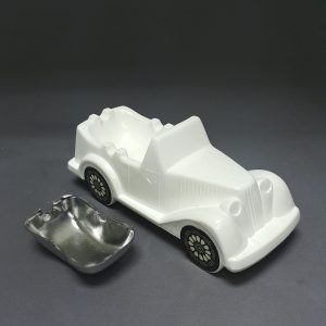 CLASSIC OLD TIME CAR ASHTRAY