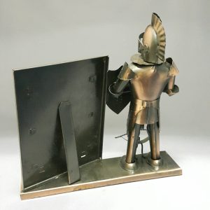 ARMOR PENHOLDER